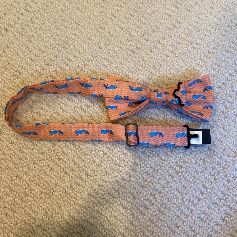 Tommy Hilfiger boys bowtie